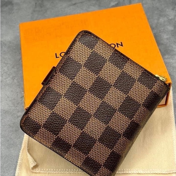 🌵Louis Vuitton Short Wallet Damier Ebene🌵 - Picture 3 of 11